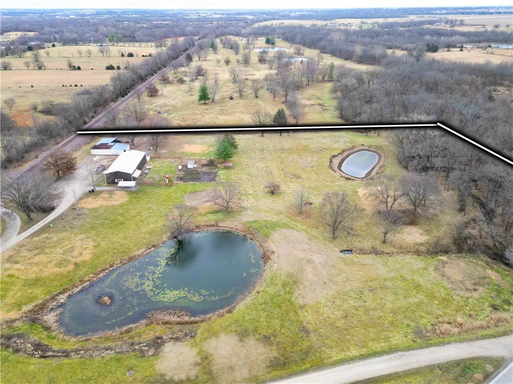 1497 SW 58 Hw, Kingsville, MO 64061