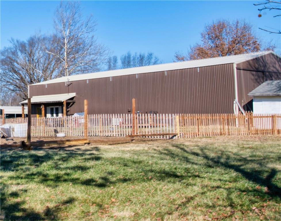 1497 SW 58 Hw, Kingsville, MO 64061