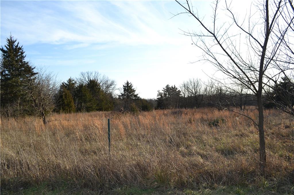 1396 Jackson Rd, Williamsburg, KS 66095