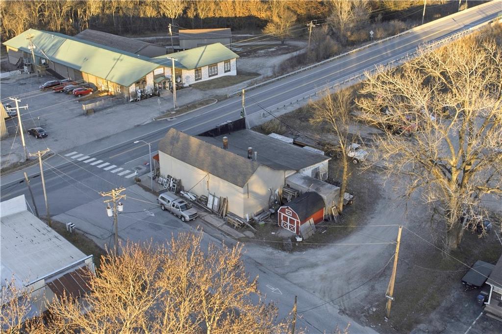 409 W Main St, Greenwood, MO 64034