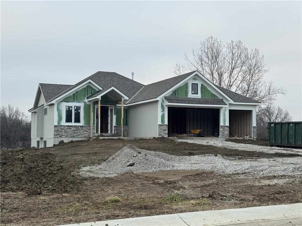 30202 E Norris Ct, Grain Valley, MO 64029