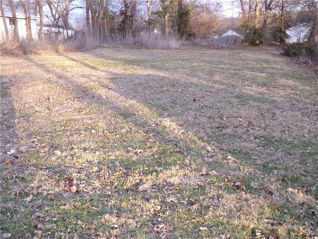 715 S Locust St S, Sweet Springs, MO 65351