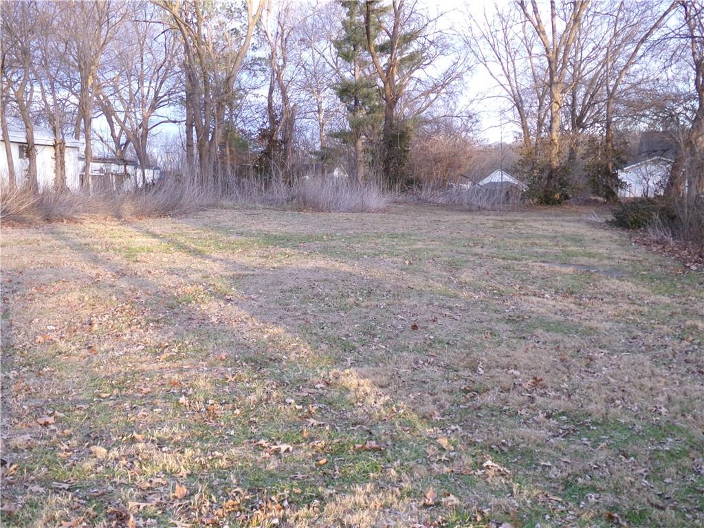 715 S Locust St S, Sweet Springs, MO 65351