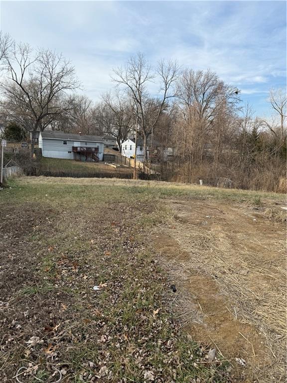 4918 N Wallace Ave, Kansas City, MO 64119