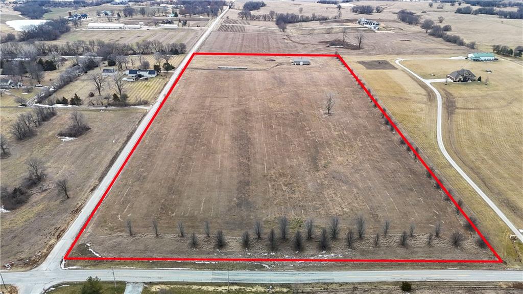 4500 W 223 St, Bucyrus, KS 66013