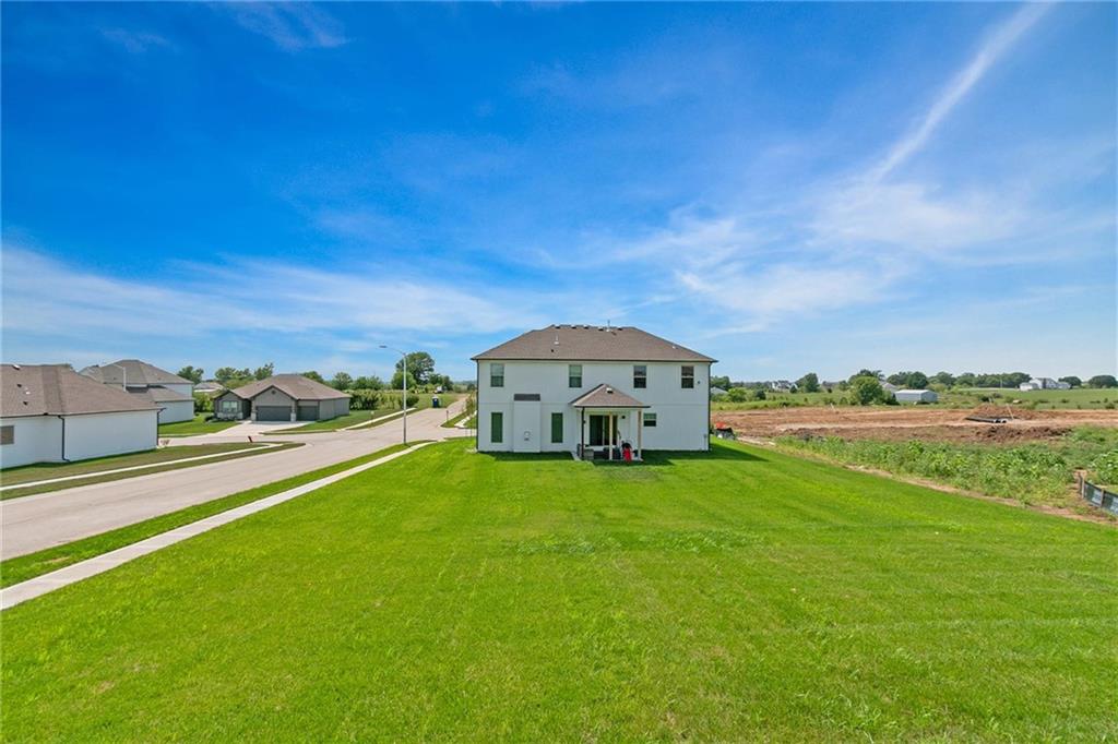 11116 N Bristol Ave, Kansas City, MO 64156