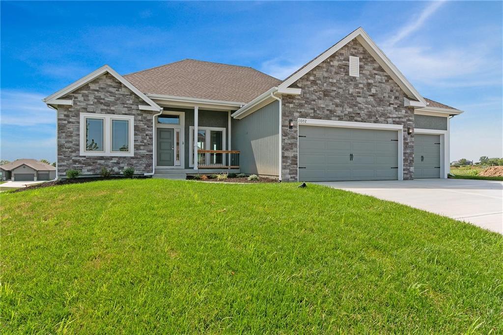 11116 N Bristol Ave, Kansas City, MO 64156