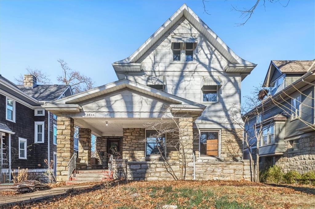 3846 Charlotte St, Kansas City, MO 64109