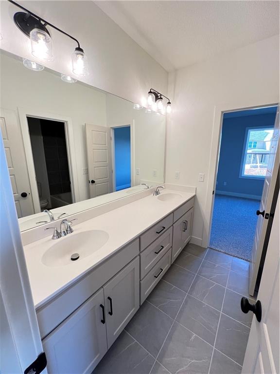 17829 Rainbow Blvd, Overland Park, KS 66085