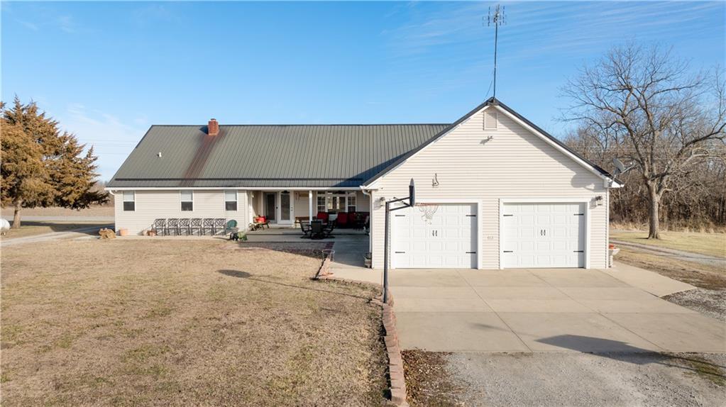 22053 T Hw, Sedalia, MO 65301