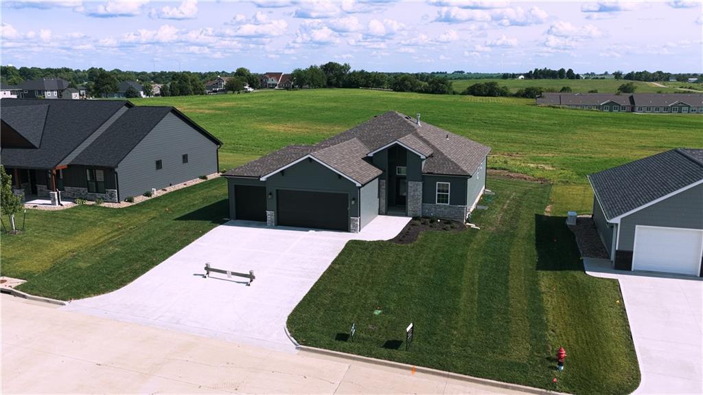 1150 W Edwards St, Maryville, MO 64468