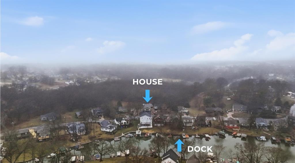134 Beach Dr, Lake Tapawingo, MO 64015