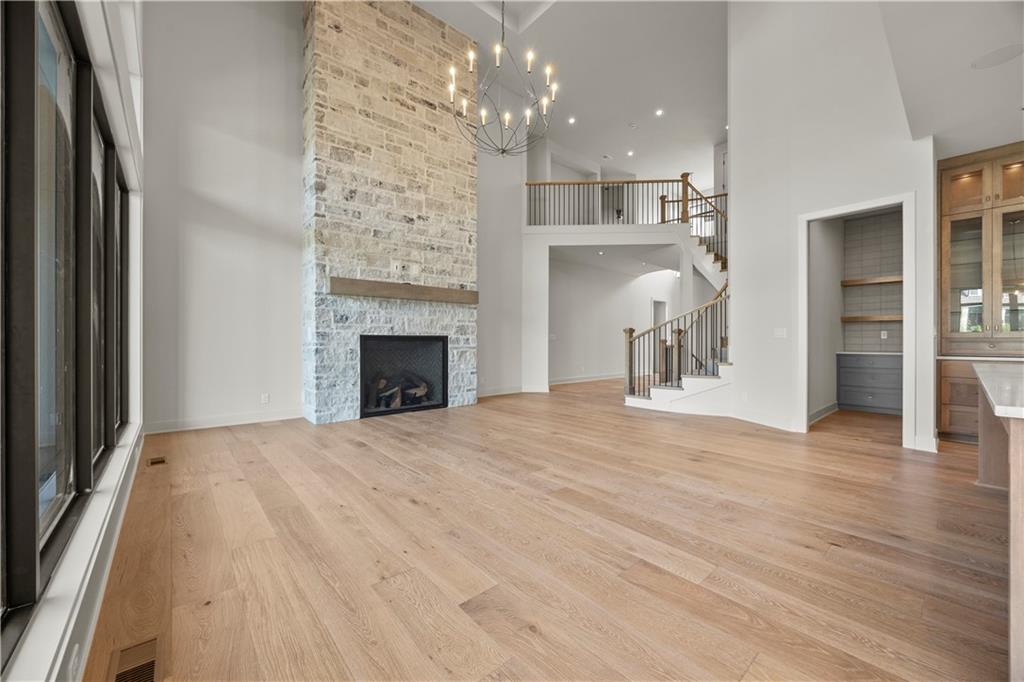 11711 W 181st Ter, Overland Park, KS 66013