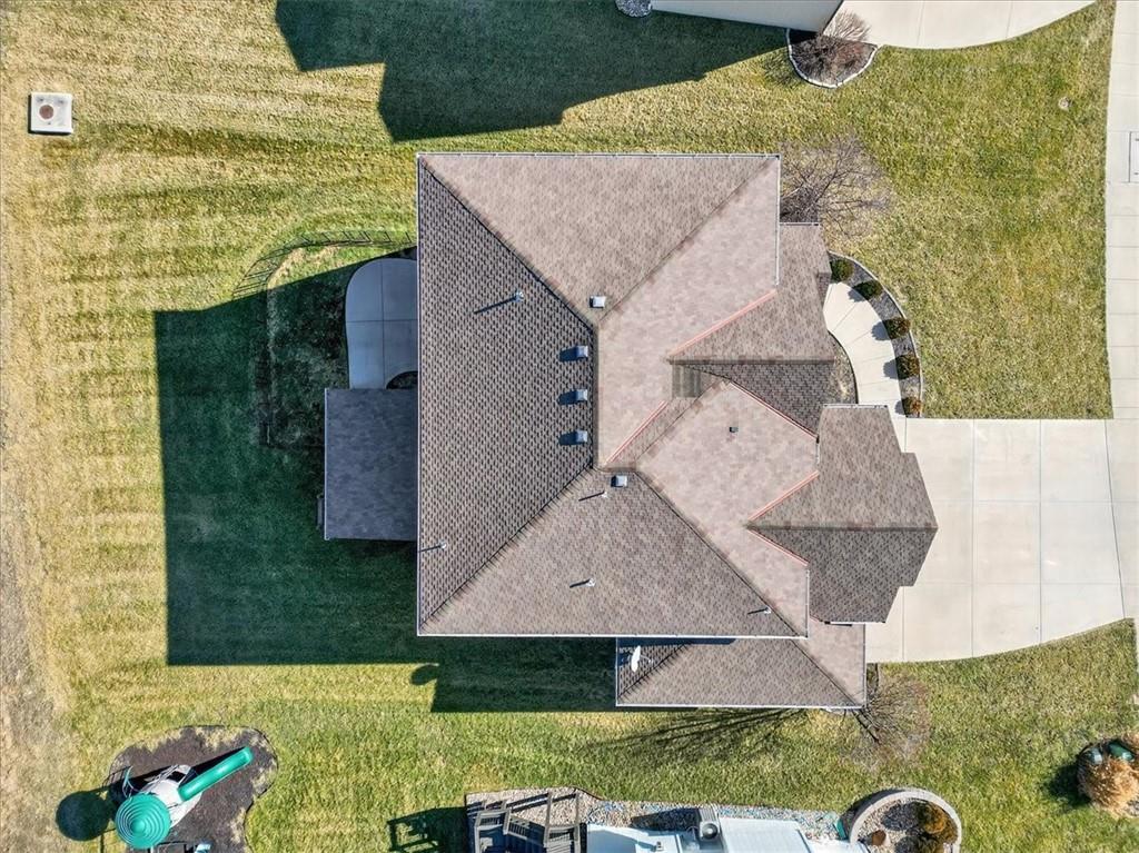 4508 NW Montebella Dr, Riverside, MO 64150