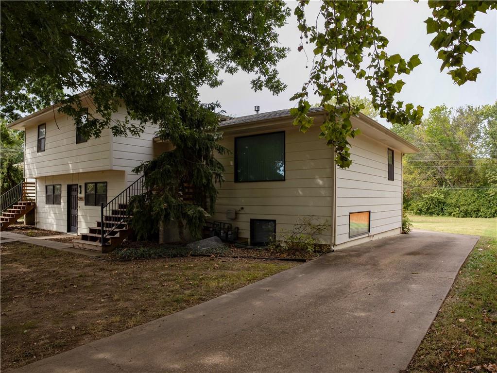2913-2917 Missouri St, Lawrence, KS 66046