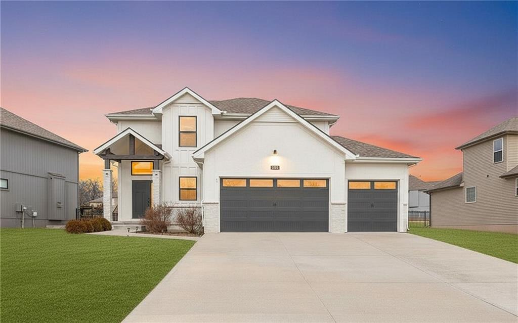 1225 Hillmann Ln, Warrensburg, MO 64093