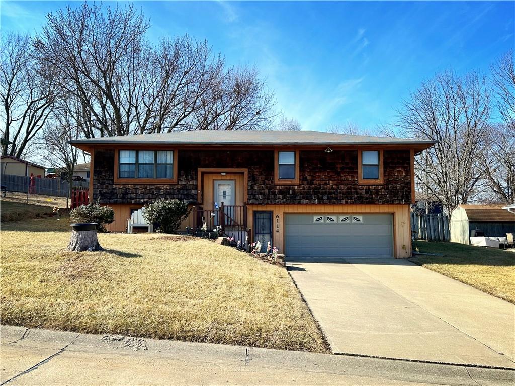6114 N 28th Street Ter, Country Club, MO 64505