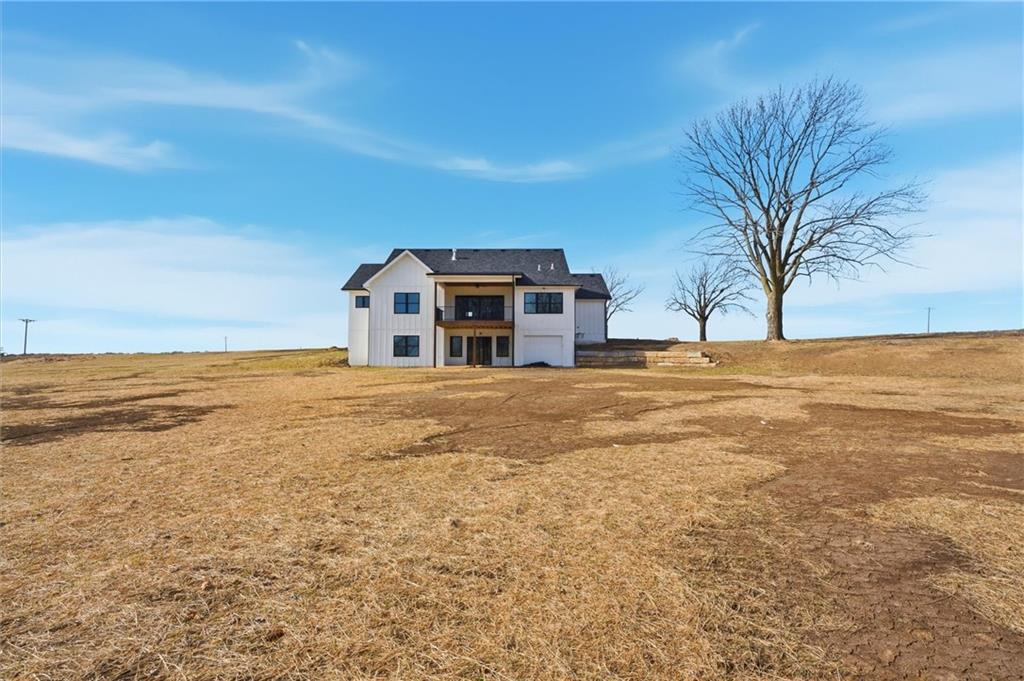 9619 Stockdale Rd, Liberty, MO 64068