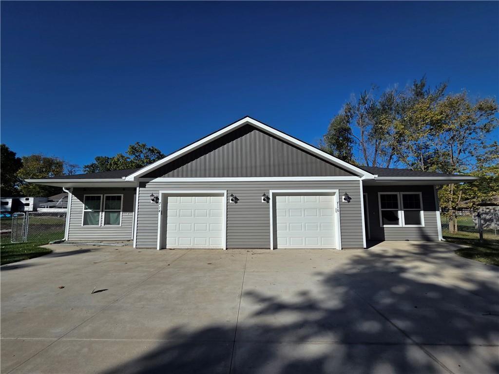 30-32 E 7th St, Adrian, MO 64720