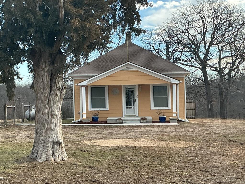 3177 Florida Rd, Pomona, KS 66076
