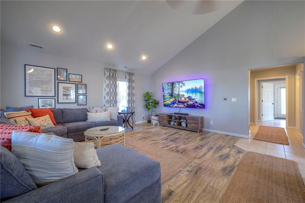 34 Bobcat Dr, Mound City, KS 66056