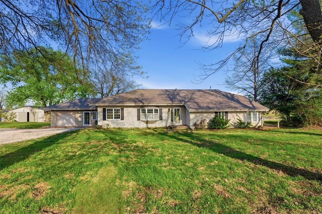 21503 S State Route Y Hw, Belton, MO 64012