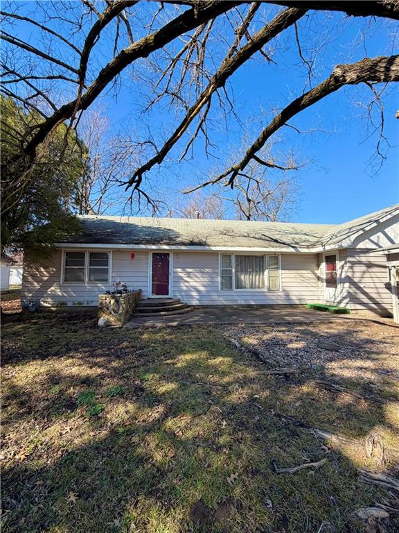 609 Ridge St, Yates Center, KS 66783