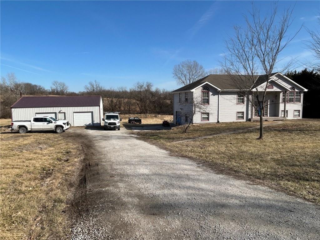 12911 S Al Gossett Rd, Lone Jack, MO 64070