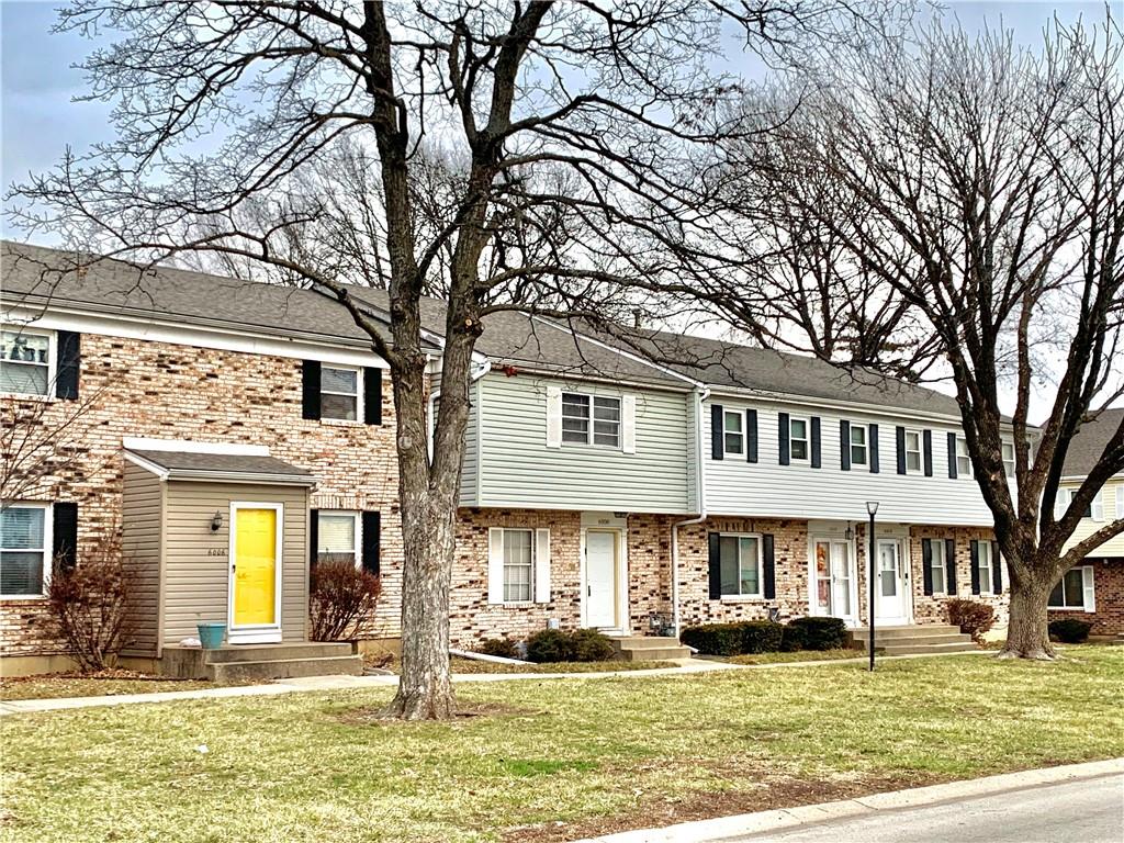 6008 E 129th St, Grandview, MO 64030