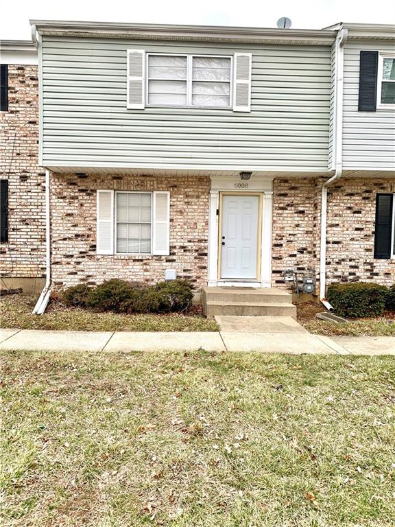 6008 E 129th St, Grandview, MO 64030