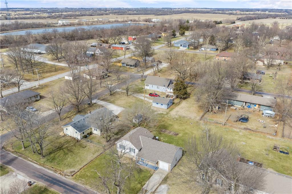 307 E Hickory St, Drexel, MO 64742