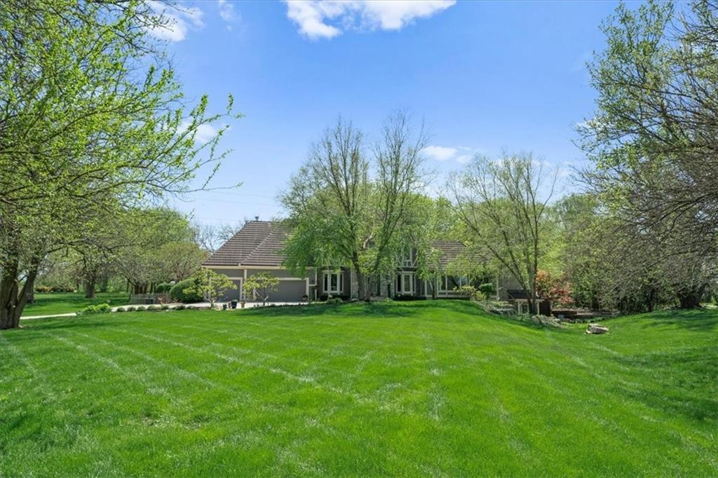 21215 W 106th St, Olathe, KS 66061