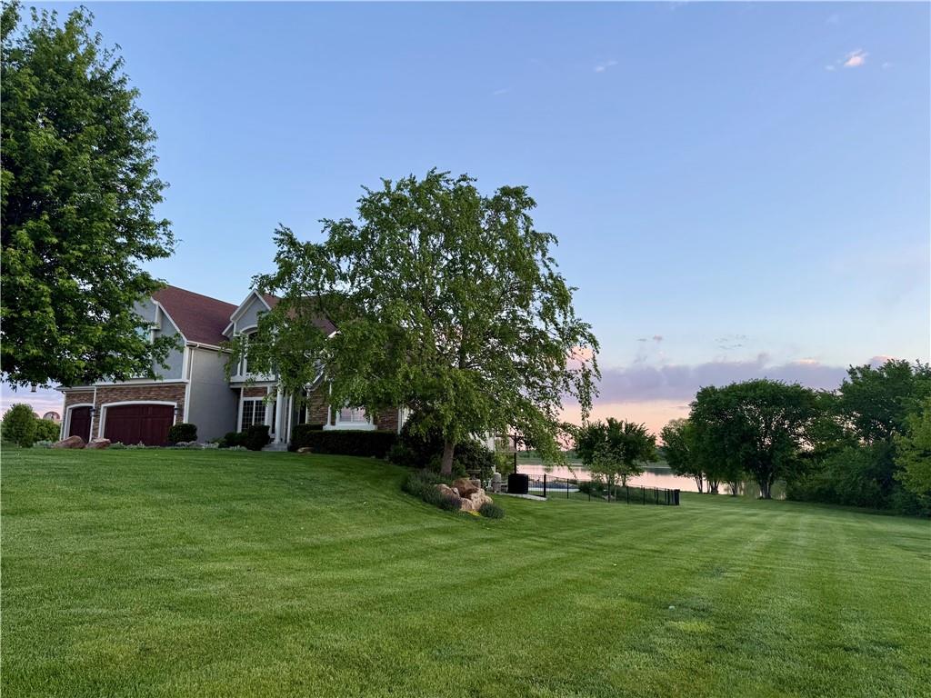 1824 N 700 Rd, Baldwin City, KS 66006