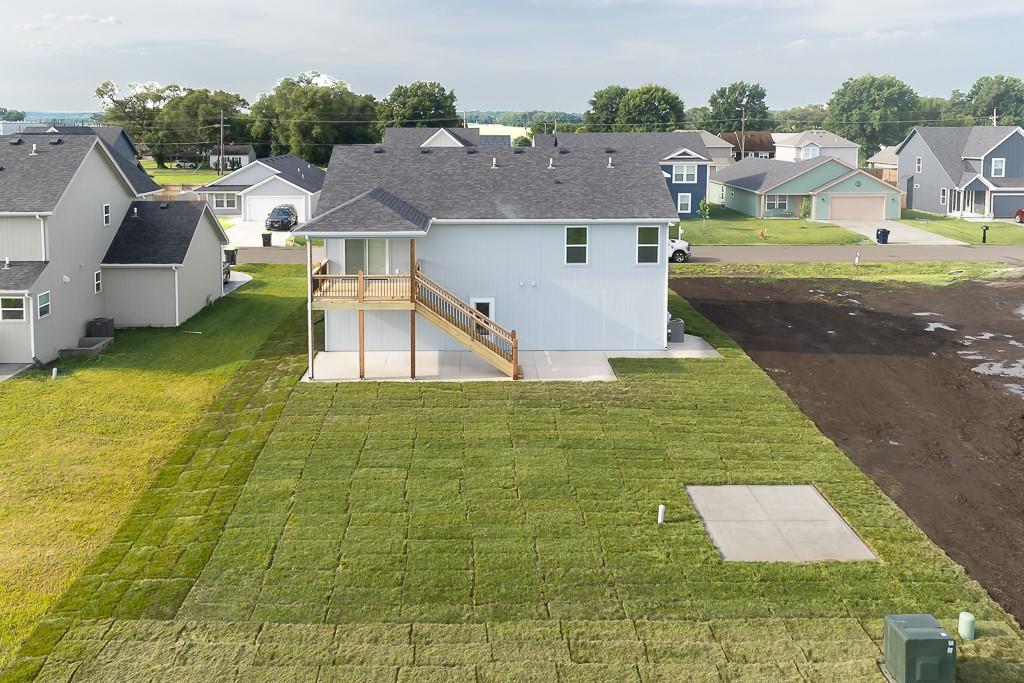 1003 2nd St, Perry, KS 66073