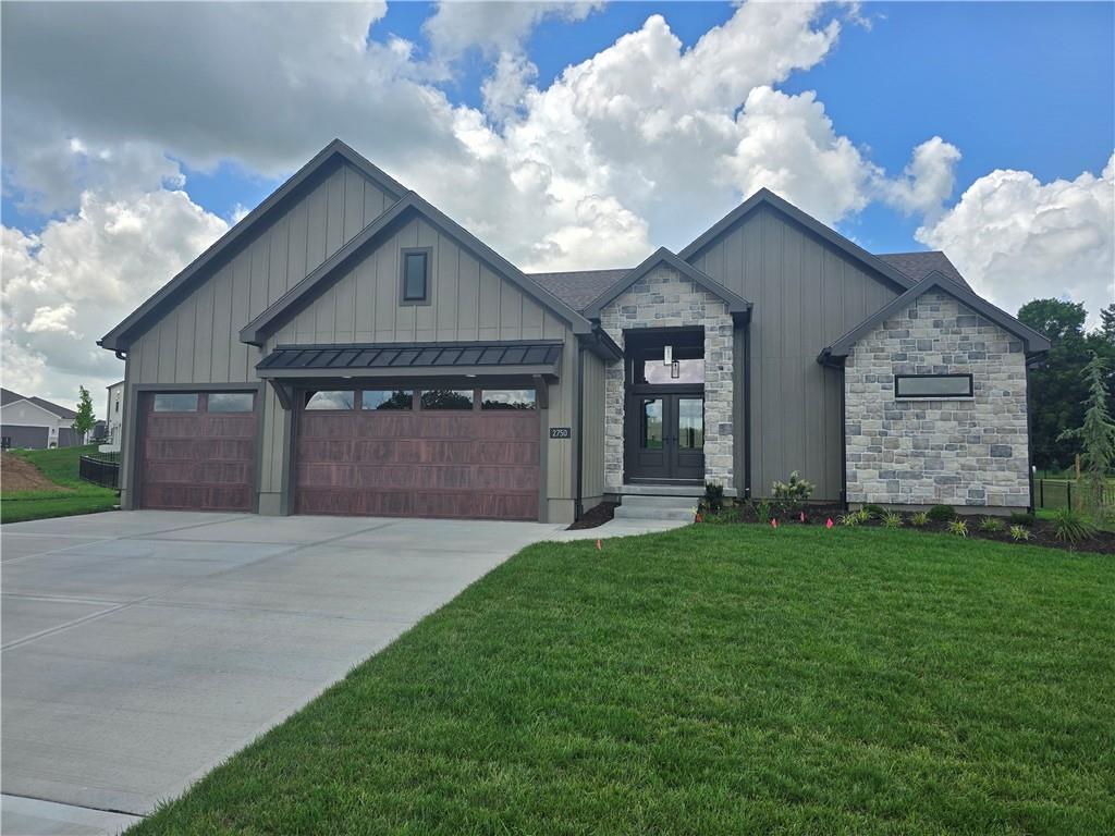 2750 SW Heartland Rd, Lee's Summit, MO 64082