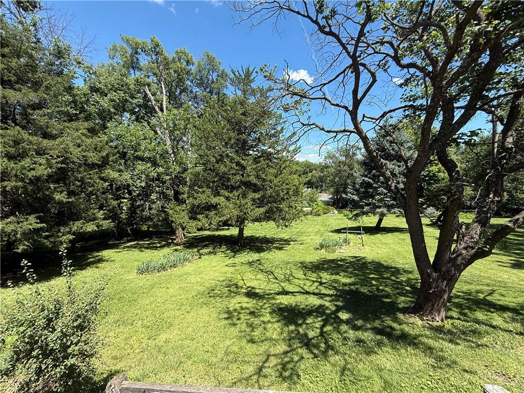 404 N 14th St, Atchison, KS 66002