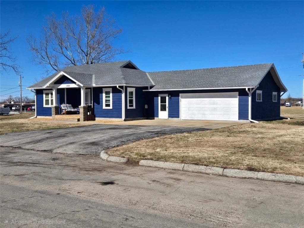 1204 Main St, Paola, KS 66071