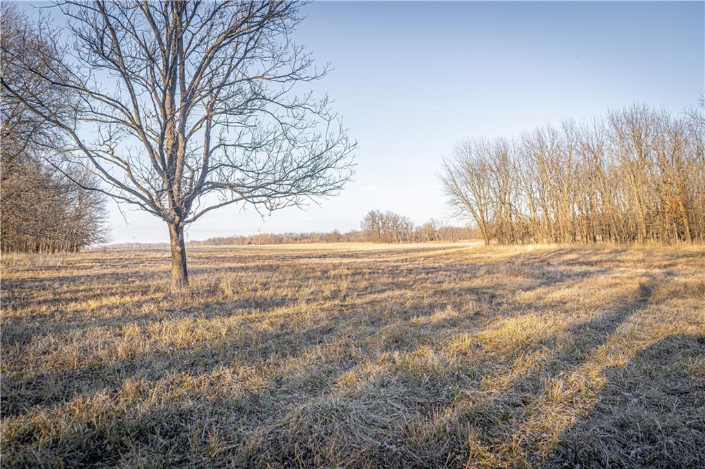 6260 183rd Rd, Chanute, KS 66720