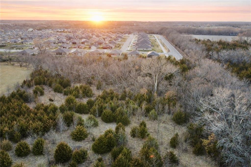 75th & Gleason Rd, Shawnee, KS 66227