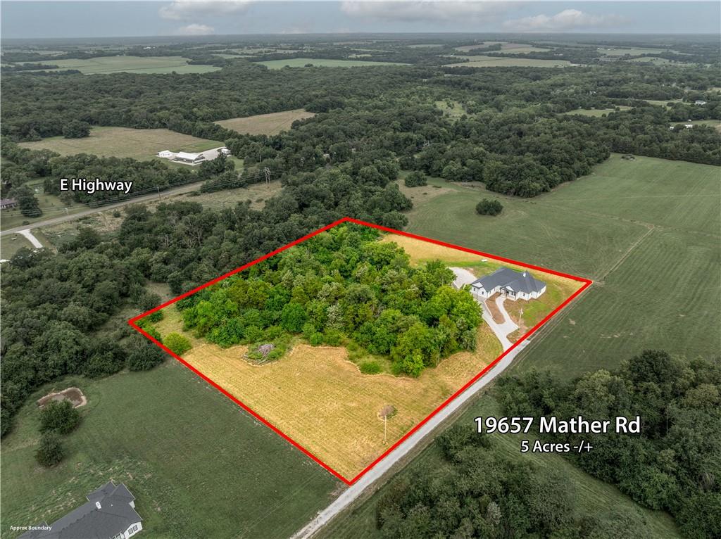 19657 Mather Rd, Sedalia, MO 65301