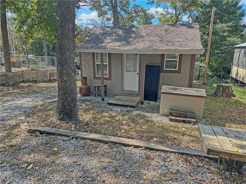 28720 Mistletoe Ave, Warsaw, MO 65355