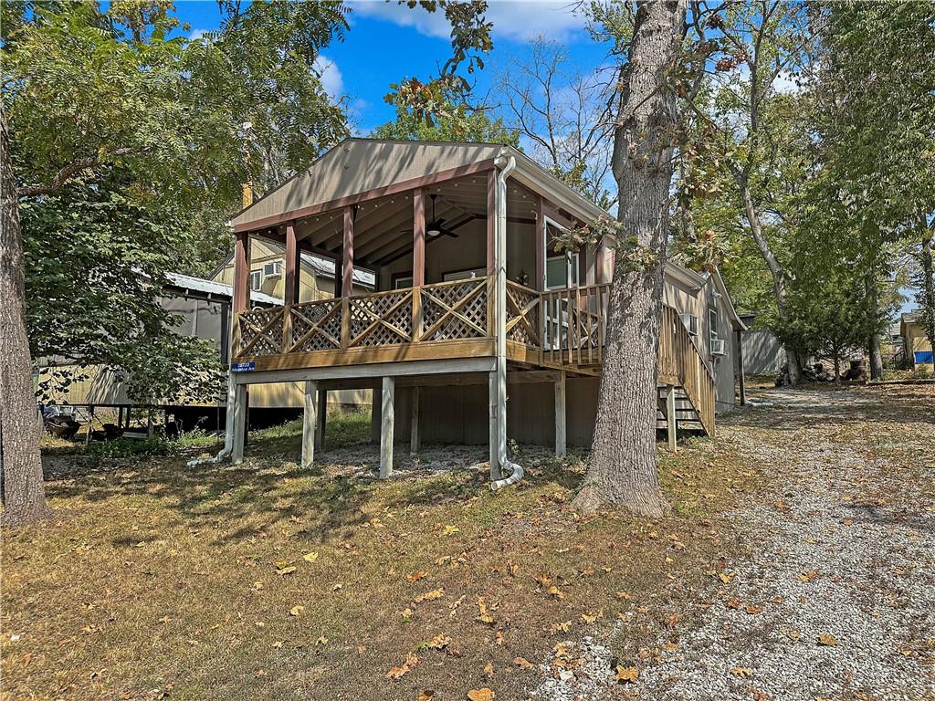 28720 Mistletoe Ave, Warsaw, MO 65355