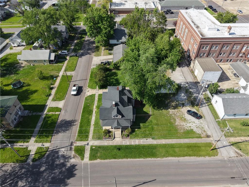 921 Clay St, Chillicothe, MO 64601