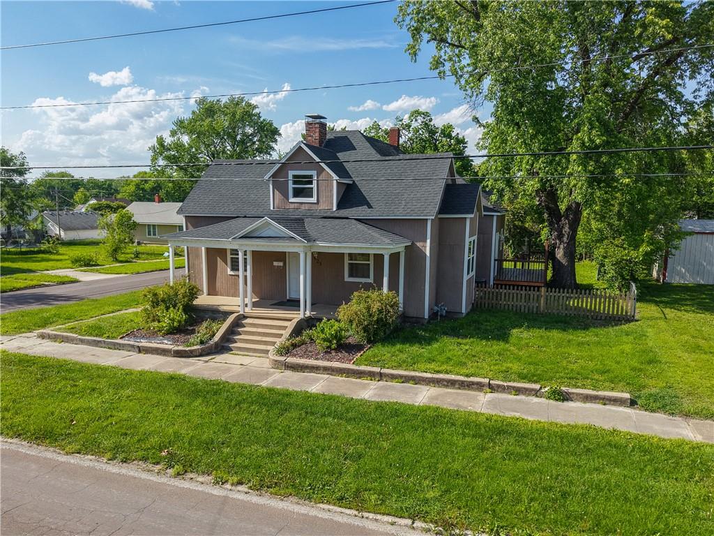 921 Clay St, Chillicothe, MO 64601