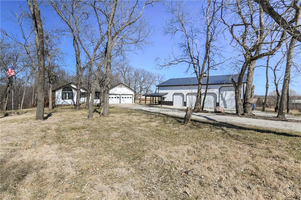 19750 Stranger Rd, Leavenworth, KS 66048
