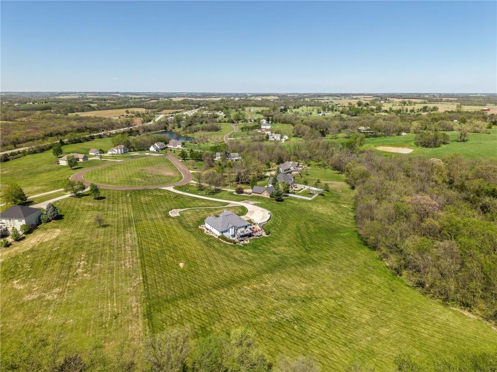 19255 Lane Tree Dr, Platte City, MO 64079