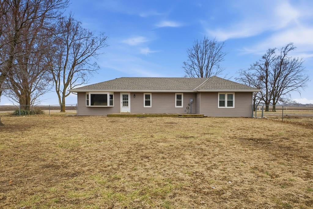 7166 State Route T Hw, Amazonia, MO 64421