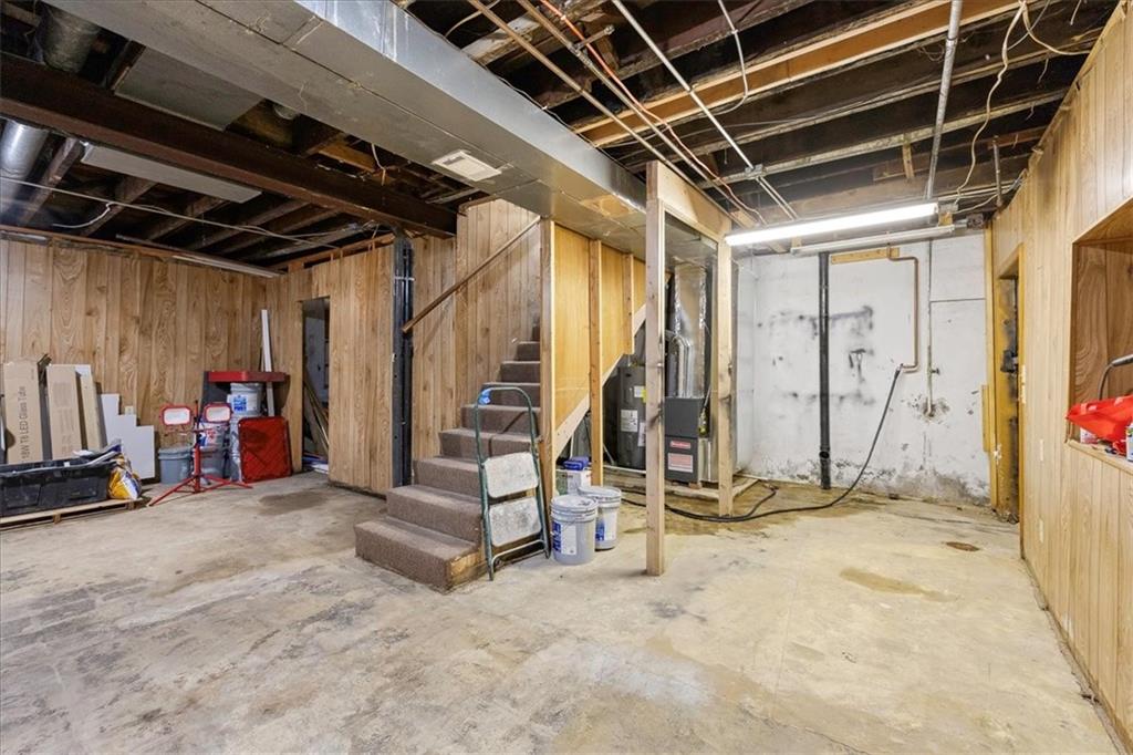 225 N 7th St, Kansas City, KS 66101
