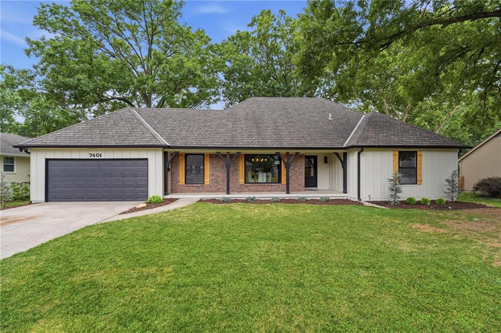 7401 W 101st St, Overland Park, KS 66212