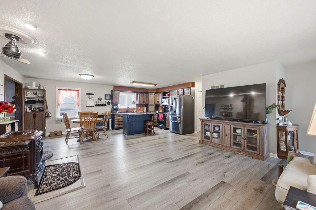 7164 State Route T Hw, Amazonia, MO 64421